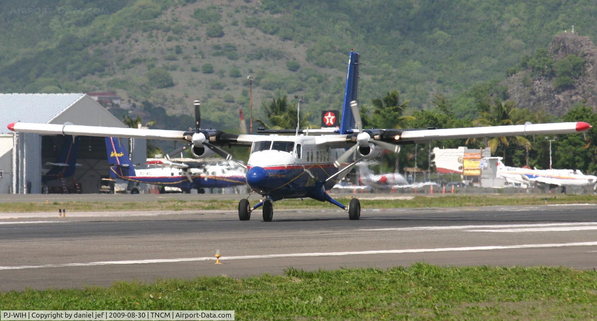 PJ-WIH, 1981 De Havilland Canada DHC-6-300 Twin Otter C/N 766, boy they got 3 of us in the same photo.