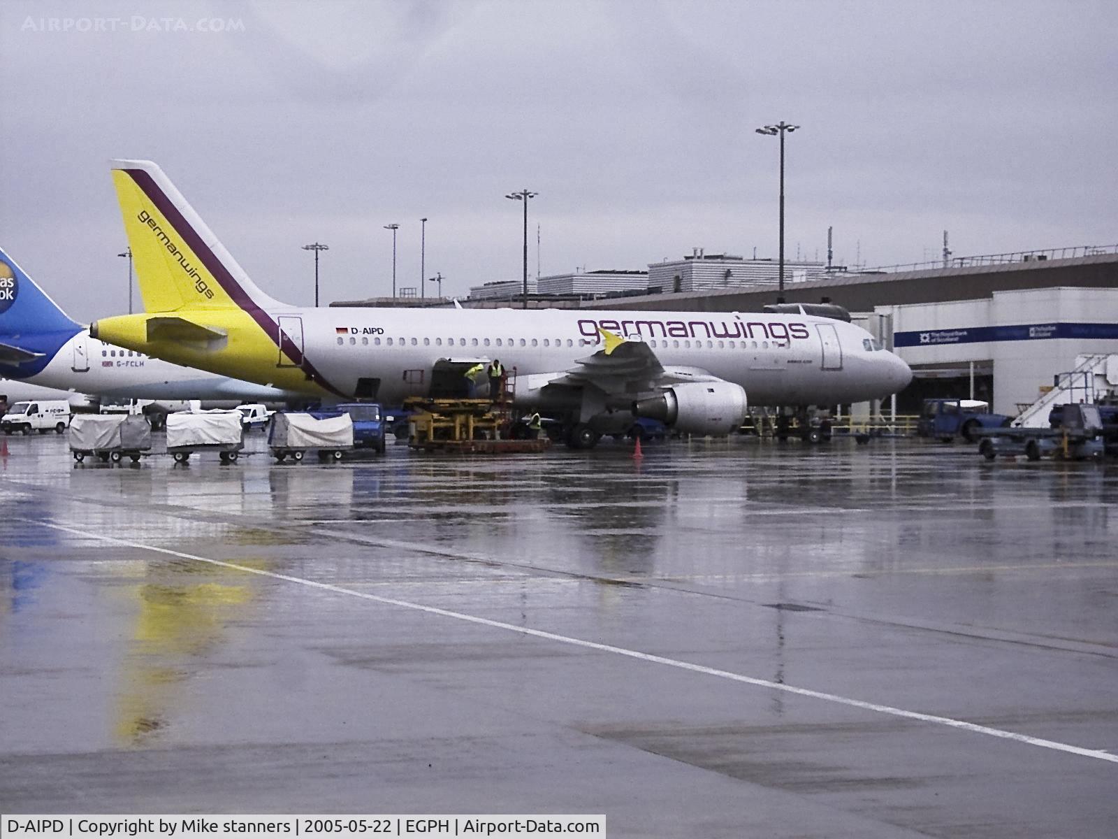 D-AIPD, 1989 Airbus A320-211 C/N 0072, Germanwings A320,At a wet EDI