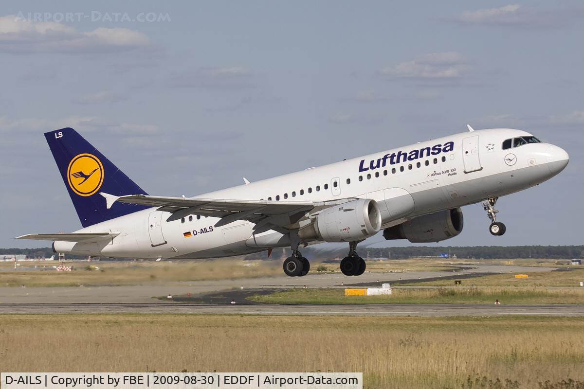 D-AILS, 1997 Airbus A319-114 C/N 729, lift off RW18W