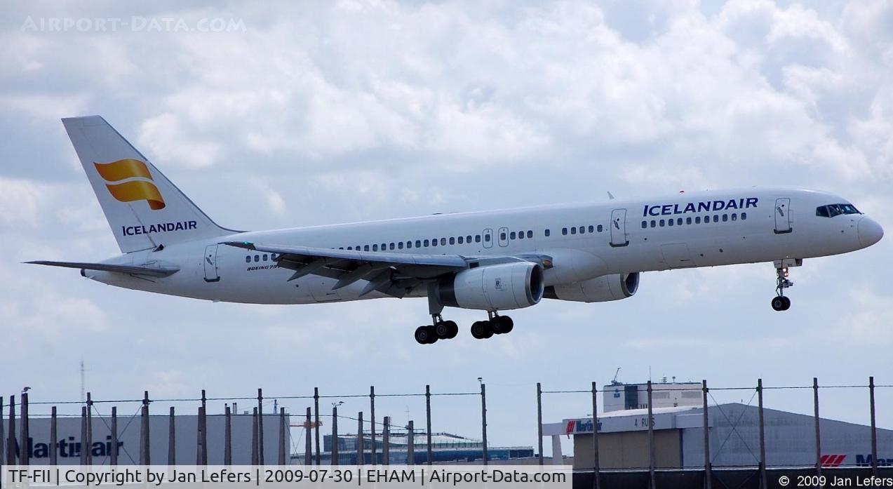 TF-FII, 1990 Boeing 757-208 C/N 24760, Icelandair