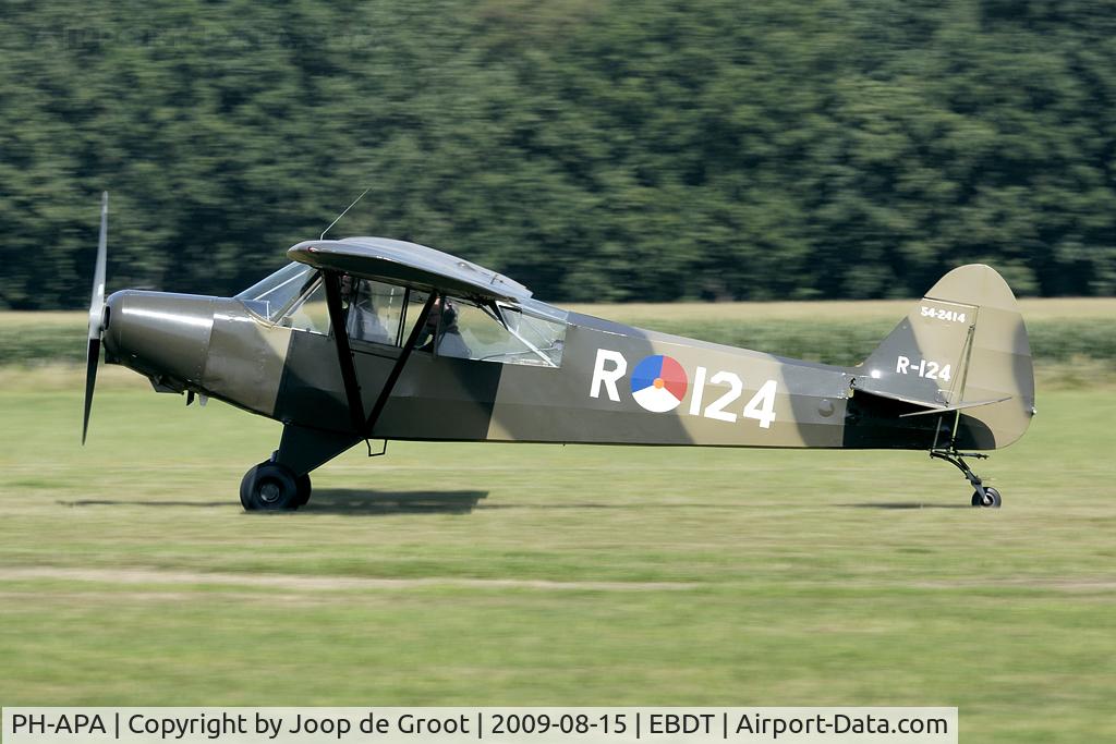 PH-APA, 1954 Piper L-21B Super Cub (PA-18-135) C/N 18-3814, warbird at the Schaffen-Diest old timer fly in.