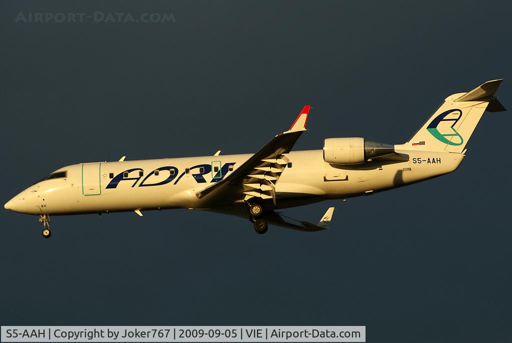 S5-AAH, 1994 Canadair CRJ-100LR (CL-600-2B19) C/N 7032, Adria Airways Canadair Regional Jet CRJ200LR