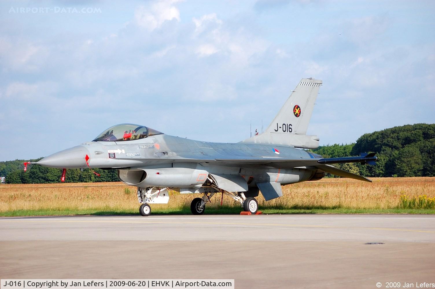 J-016, General Dynamics F-16AM Fighting Falcon C/N 6D-172, Royal Netherlands Air Force