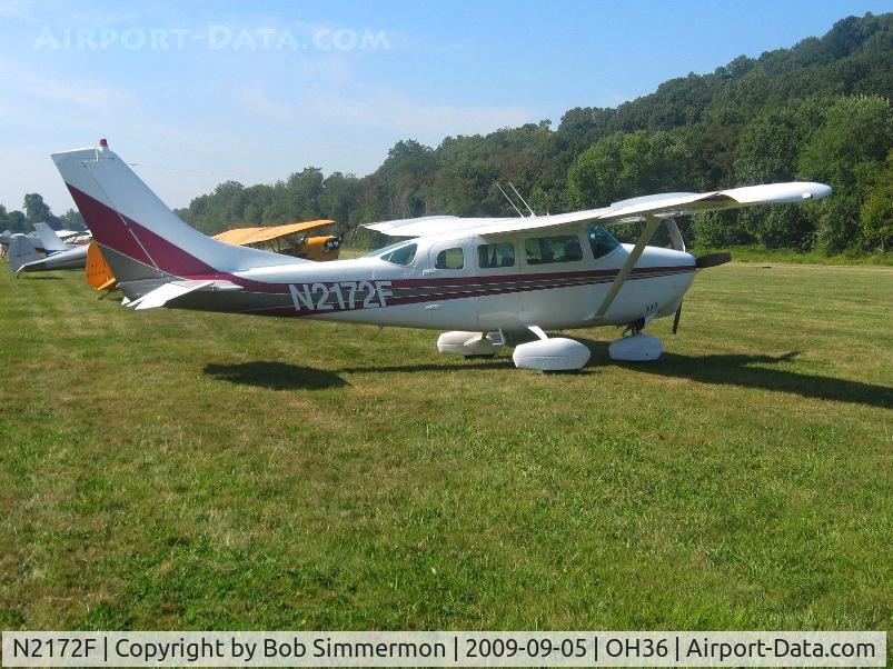 N2172F, 1965 Cessna U206 Super Skywagon C/N U206-0372, EAA breakfast fly-in at Zanesville, Ohio