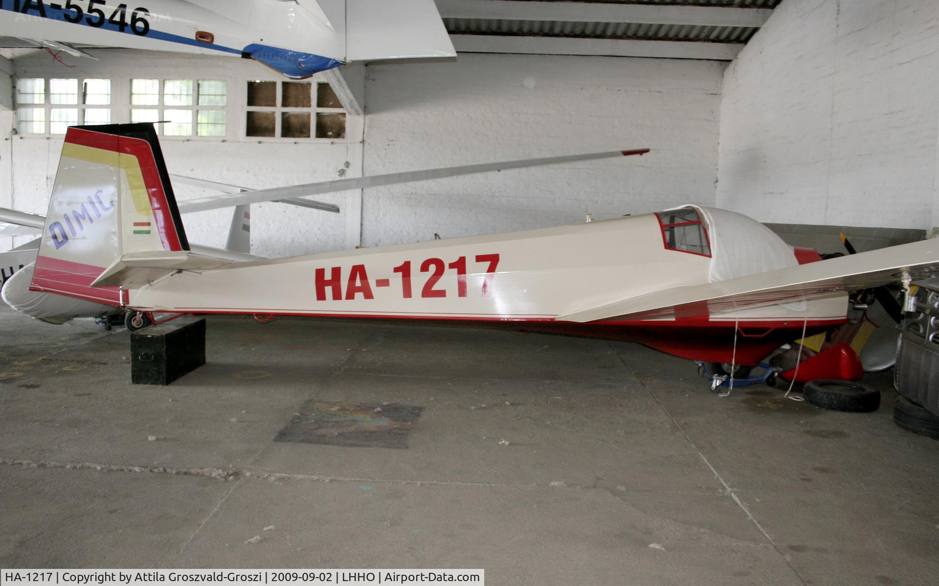 HA-1217, 1969 Scheibe SF-25B Falke C/N 4656, Hajduszoboszló Airport - LHHO - Hangar