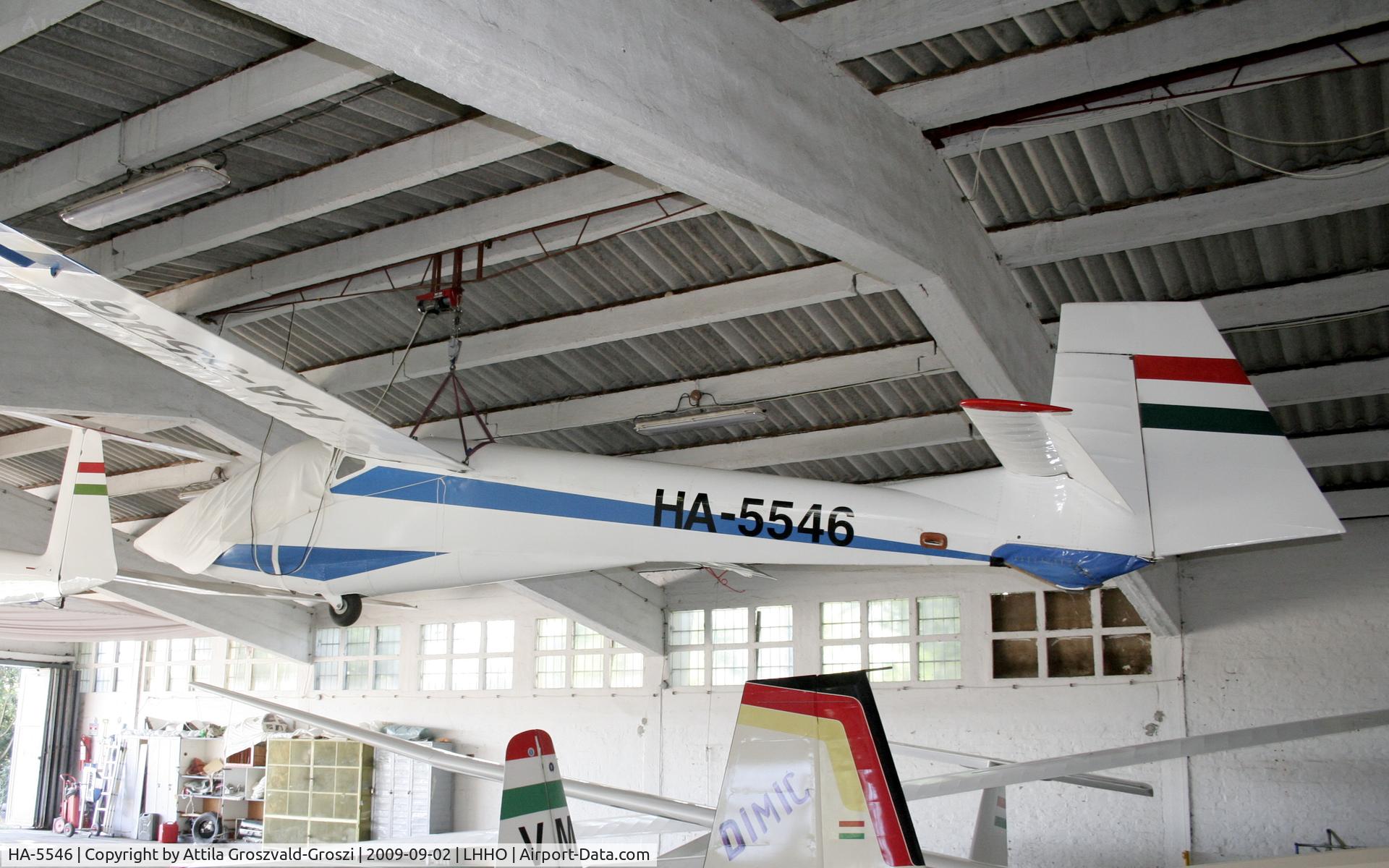 HA-5546, 1988 Rubik R-26SU Góbé 82 C/N AA800062, Hajduszoboszló Airport - LHHO - Hangar