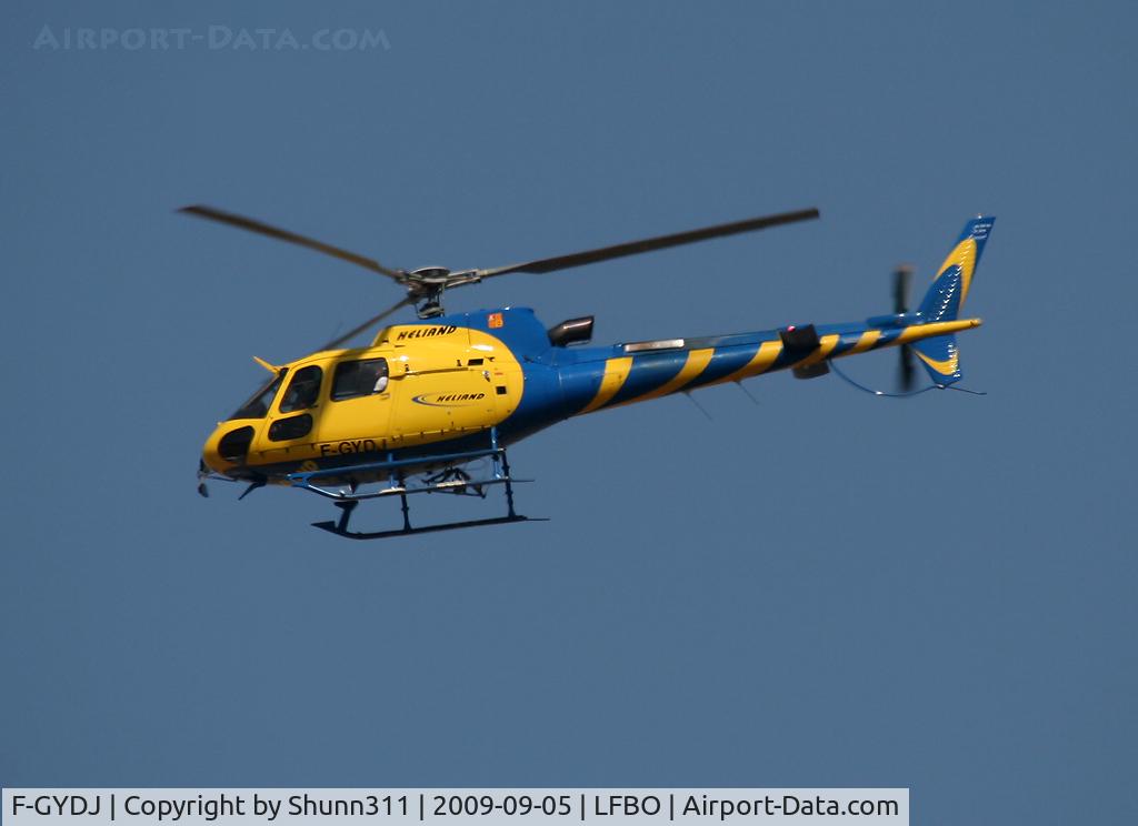 F-GYDJ, Eurocopter AS-350B-3 Ecureuil Ecureuil C/N 3719, Taking off from FATO32