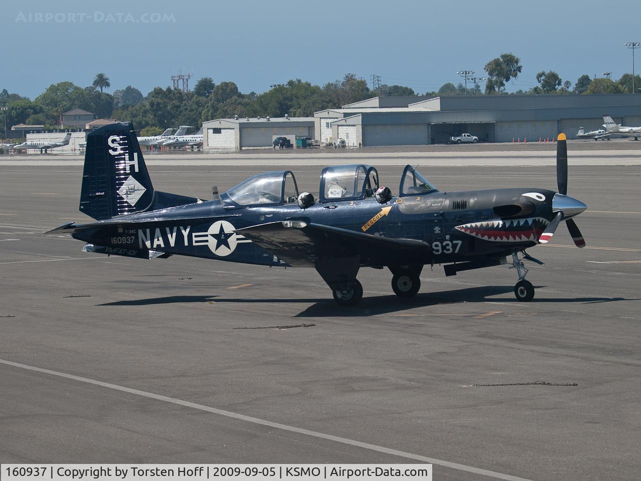 160937, Beech T-34C Turbo Mentor C/N GL-123, 160937 parked at KSMO