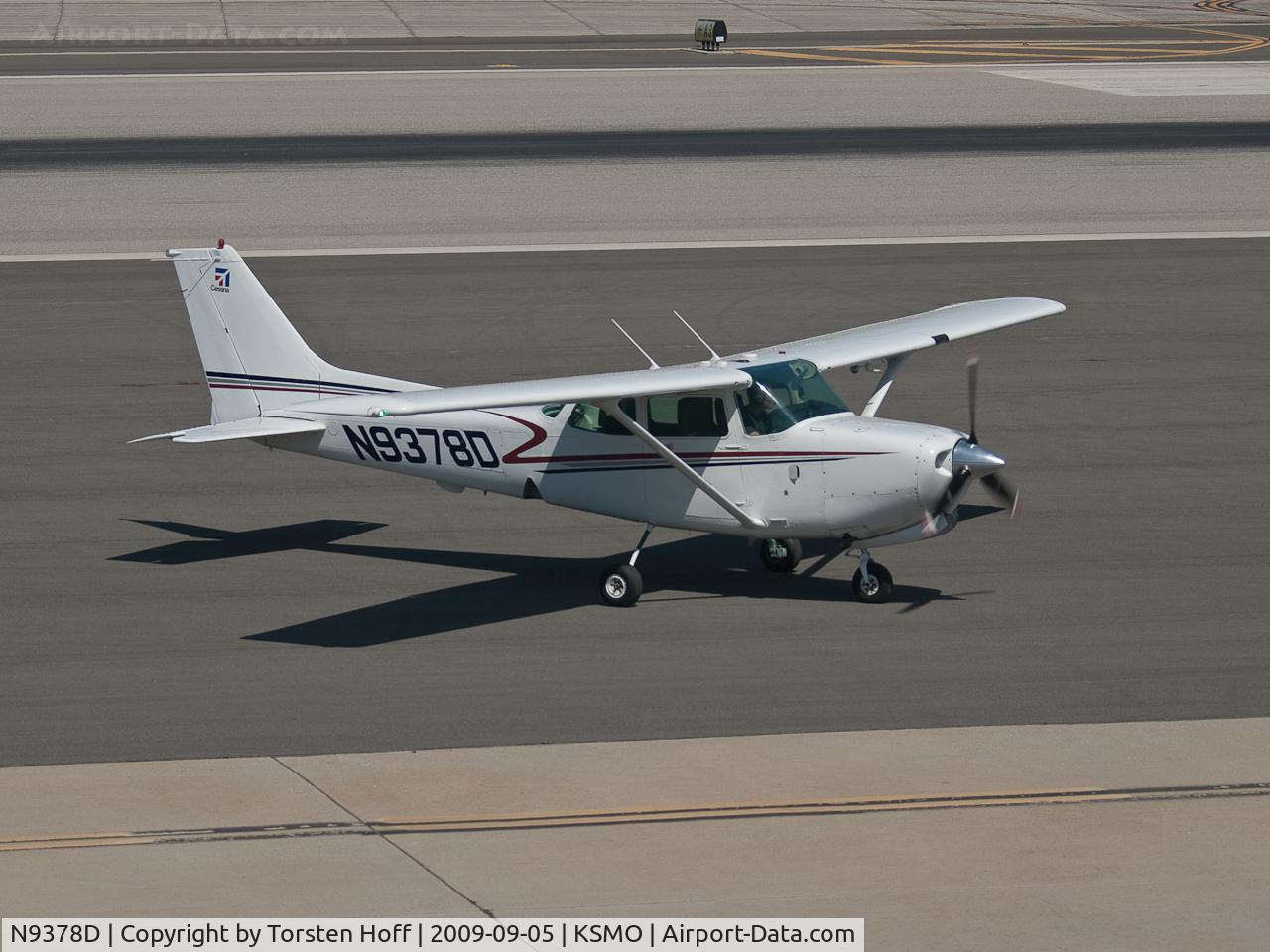 N9378D, 1983 Cessna 172RG Cutlass RG C/N 172RG1143, N9378D taxiing