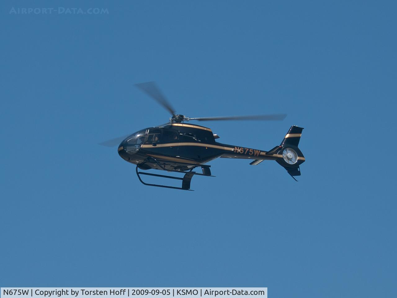 N675W, 2007 Eurocopter EC-120B Colibri C/N 1501, N675W arriving on RWY 21