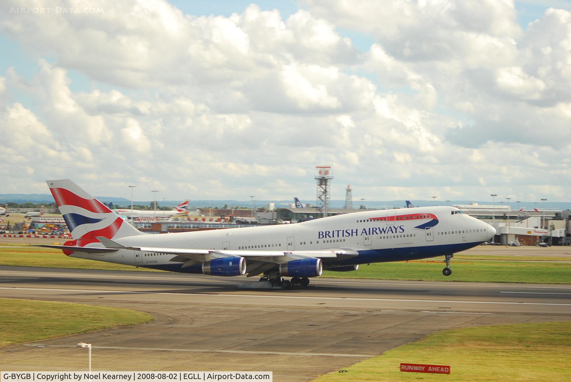 G-BYGB, 1999 Boeing 747-436 C/N 28856, Landing Rwy 27R