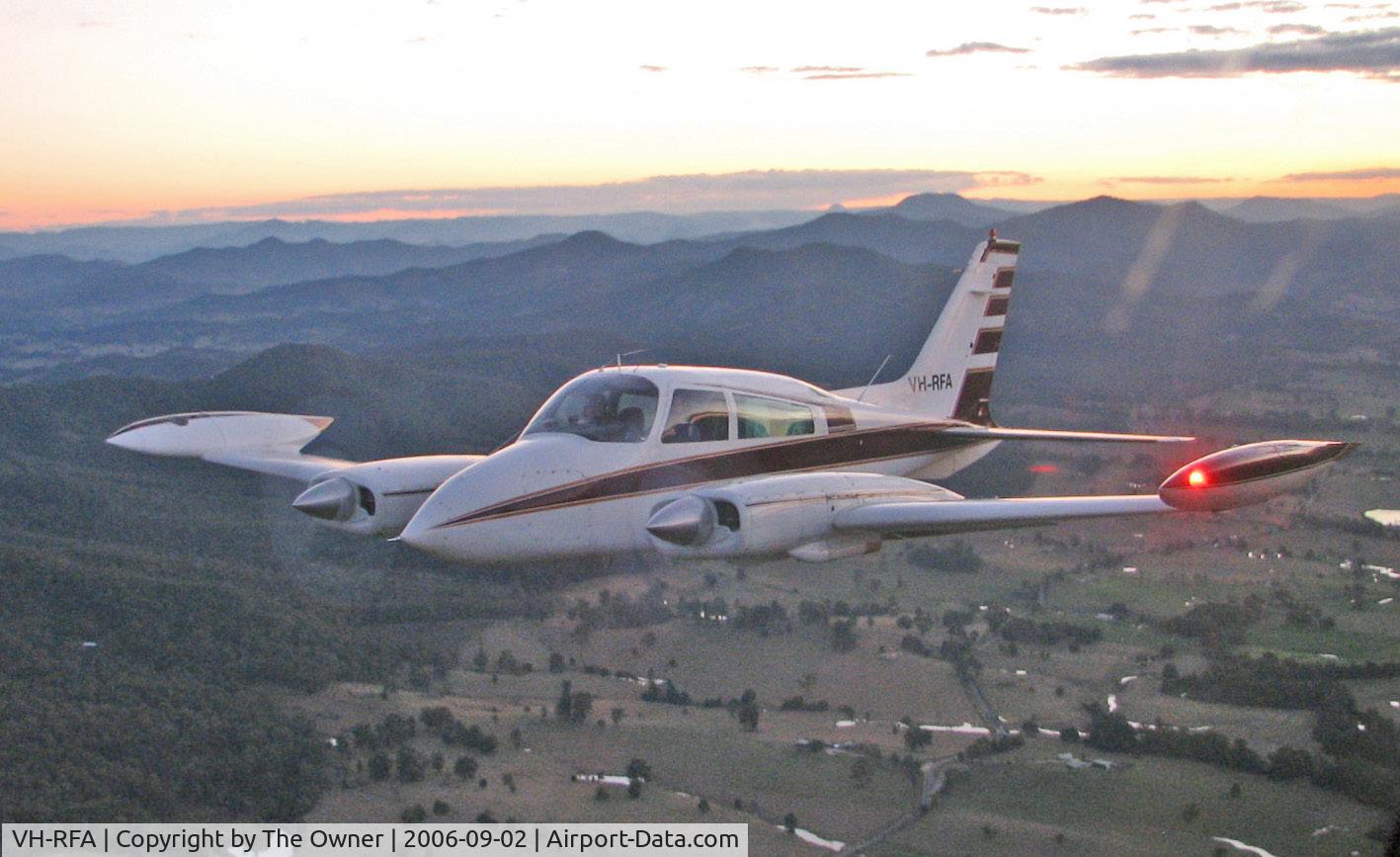 VH-RFA, 1972 Cessna 310Q C/N 310Q0500, During Flight