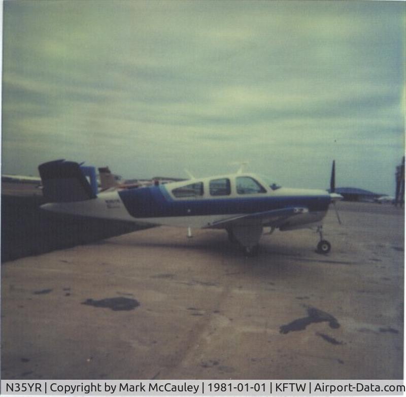 N35YR, 1982 Beech V35B Bonanza C/N D-10397, N35YR