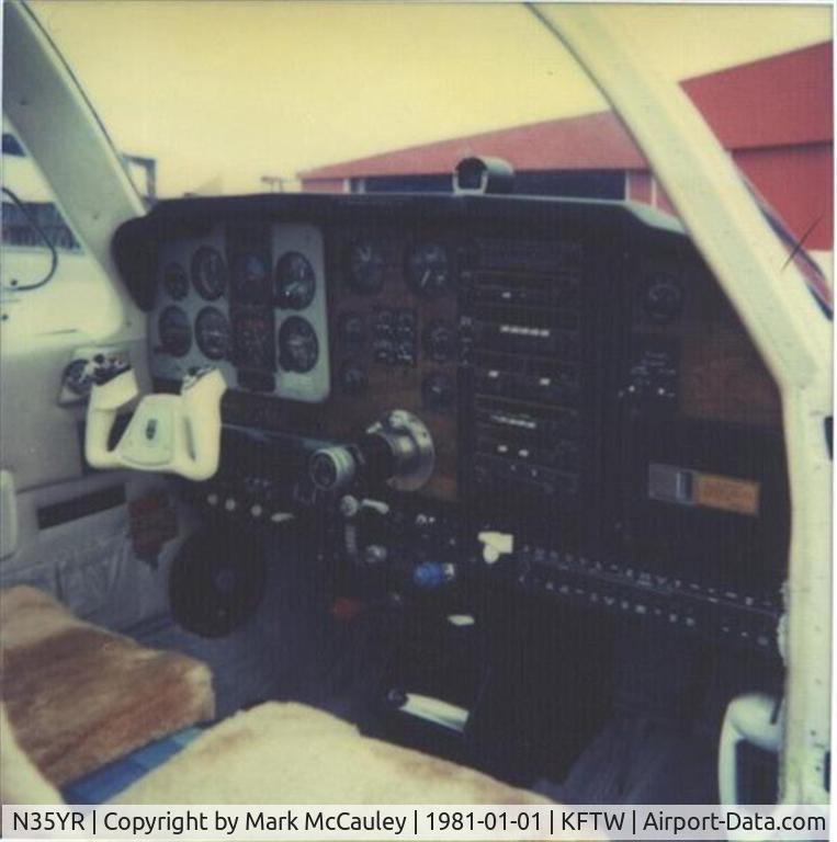 N35YR, 1982 Beech V35B Bonanza C/N D-10397, N35YR