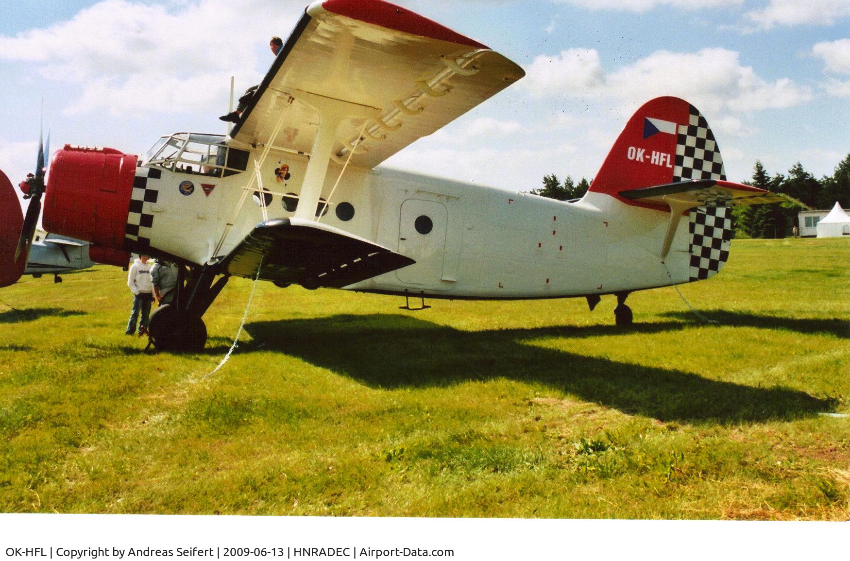 OK-HFL, 1986 PZL-Mielec An-2R C/N 1G217-21, Hradec Kralove 13.6.2009