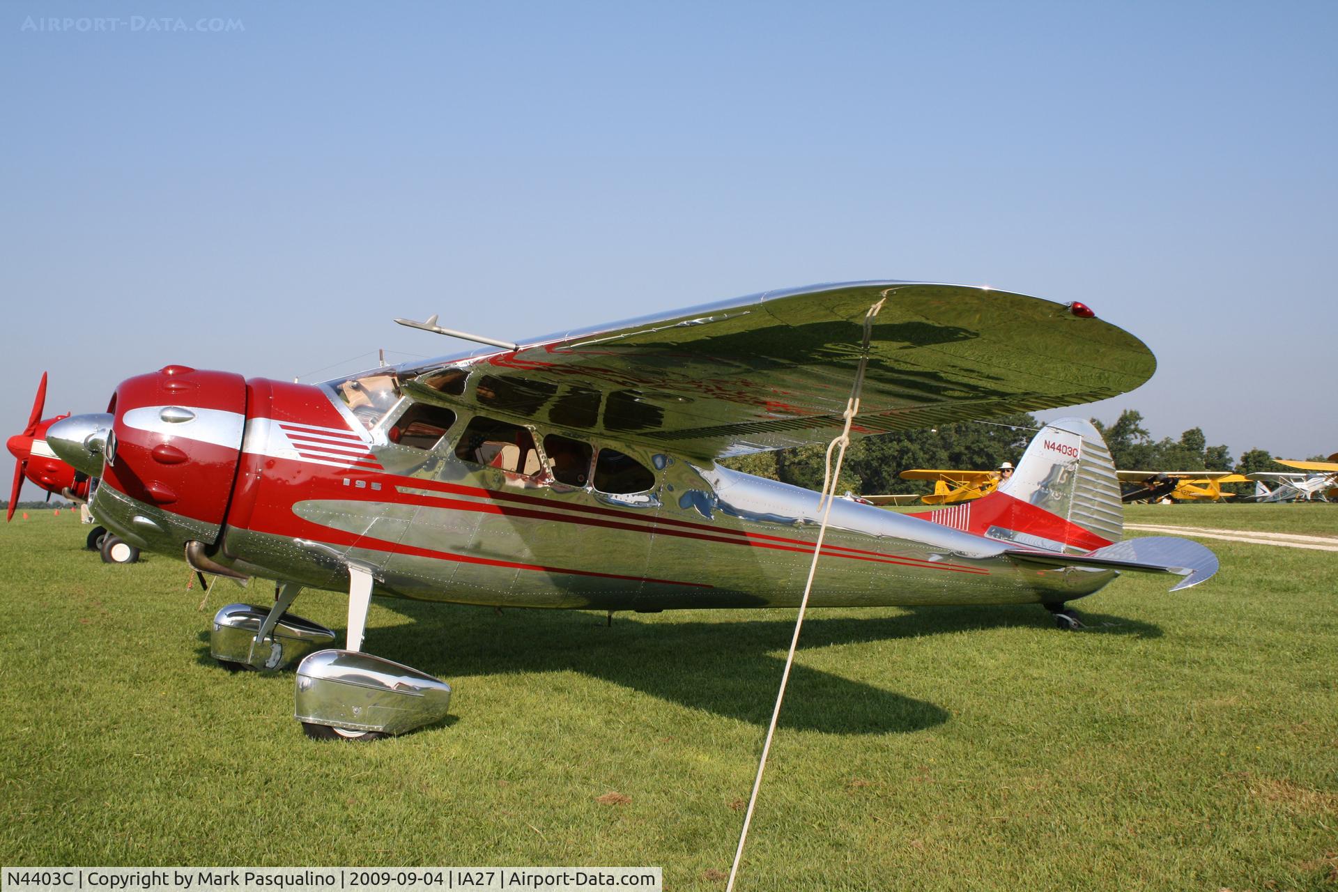 N4403C, 1952 Cessna 195B Businessliner C/N 7988, Cessna 195B