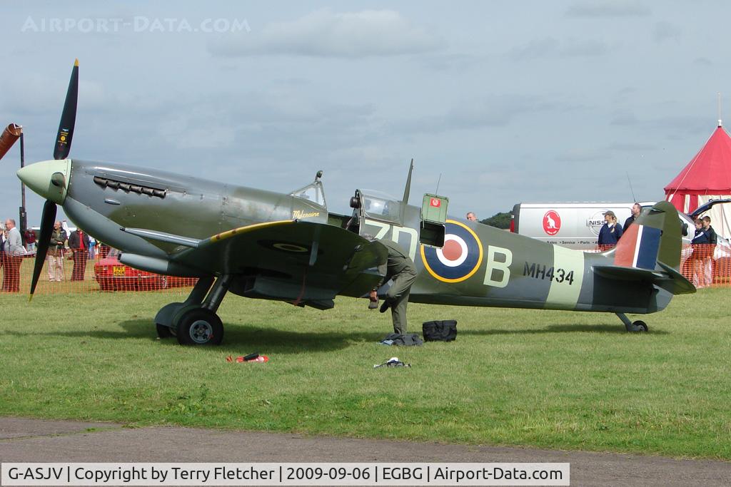 G-ASJV, 1943 Supermarine 361 Spitfire LF.IXb C/N CBAF.IX.552, Duxford Spitfire at Leicester