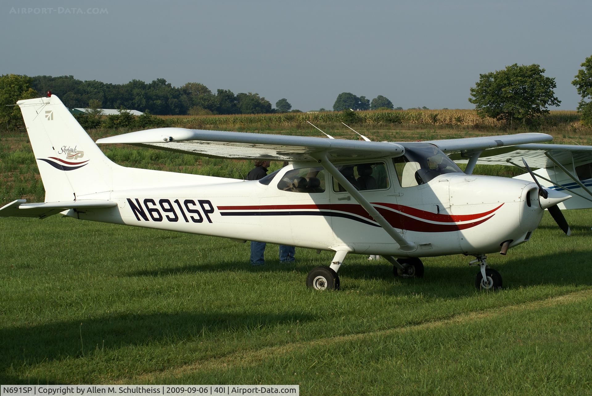 N691SP, 1999 Cessna 172S C/N 172S8100, 1999 C172S