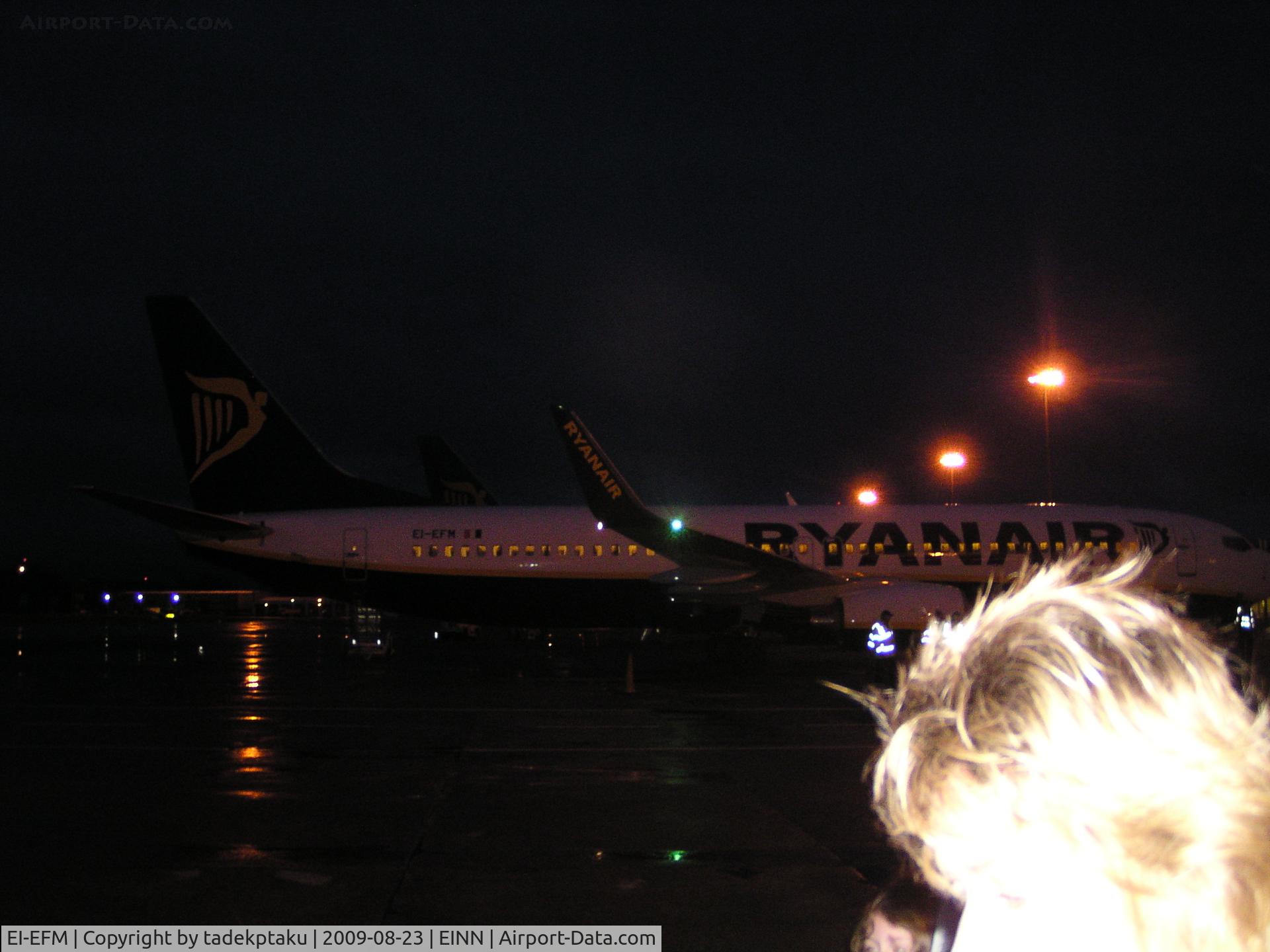 EI-EFM, 2009 Boeing 737-8AS C/N 37535, Shannon, Ireland