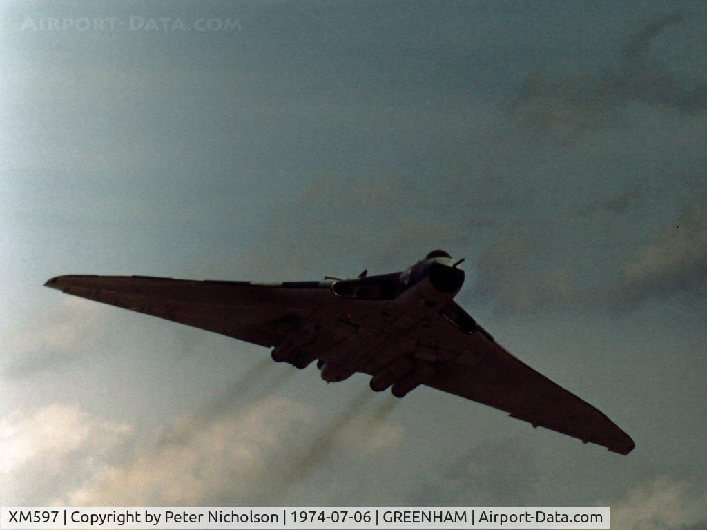 XM597, 1963 Avro Vulcan B.2 C/N Set 61, Vulcan B.2 of 50 Squadron at the 1974 Intnl Air Tattoo at RAF Greenham Common.