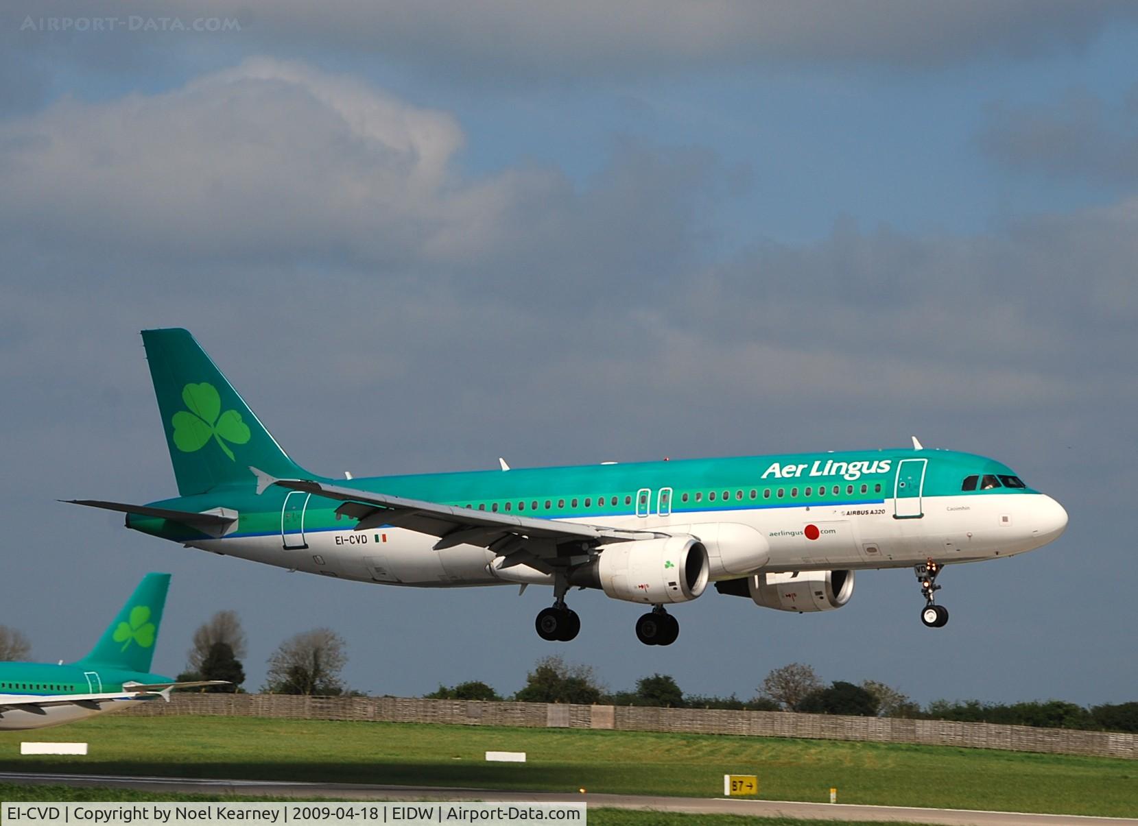EI-CVD, 2001 Airbus A320-214 C/N 1467, Landing Rwy 10