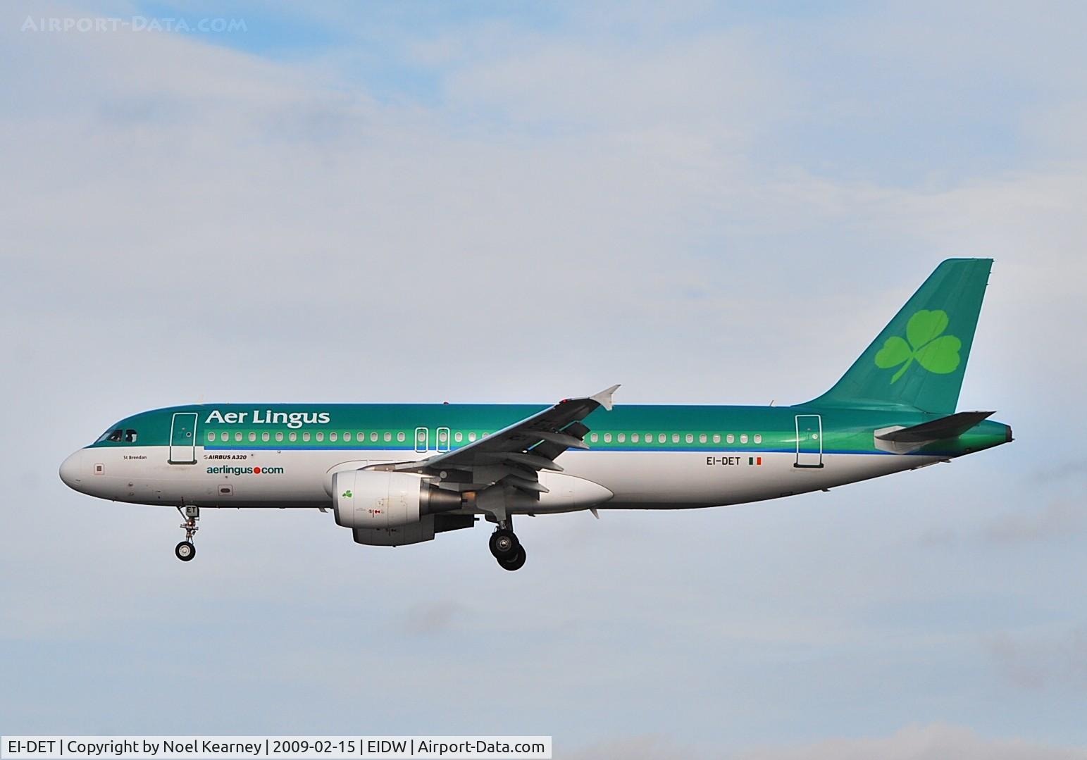 EI-DET, 2006 Airbus A320-214 C/N 2810, Landing Rwy 28