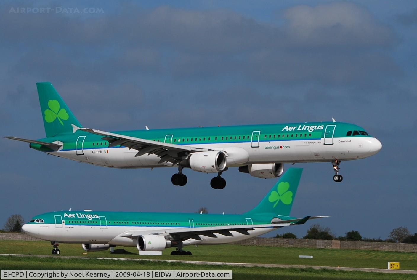 EI-CPD, 1998 Airbus A321-211 C/N 0841, Landing Rwy 10