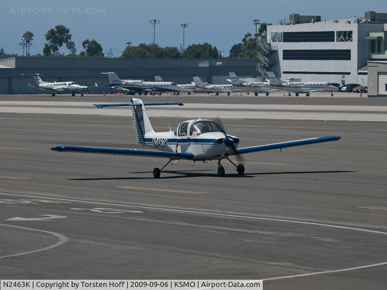 N2463K, 1979 Piper PA-38-112 Tomahawk C/N 38-79A0647, N2463K taxiing