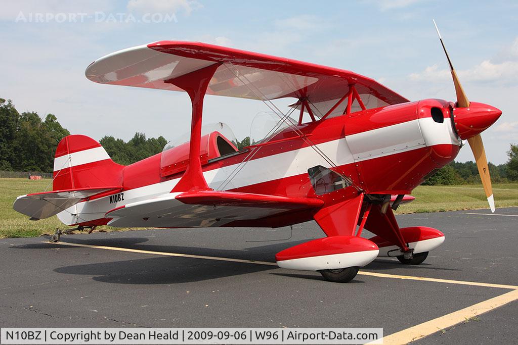 N10BZ, 1971 Pitts S-1C Special C/N HH2, A fine looking 1971 Pitts S-1C Special on display at New Kent County Airport, Virginia.
