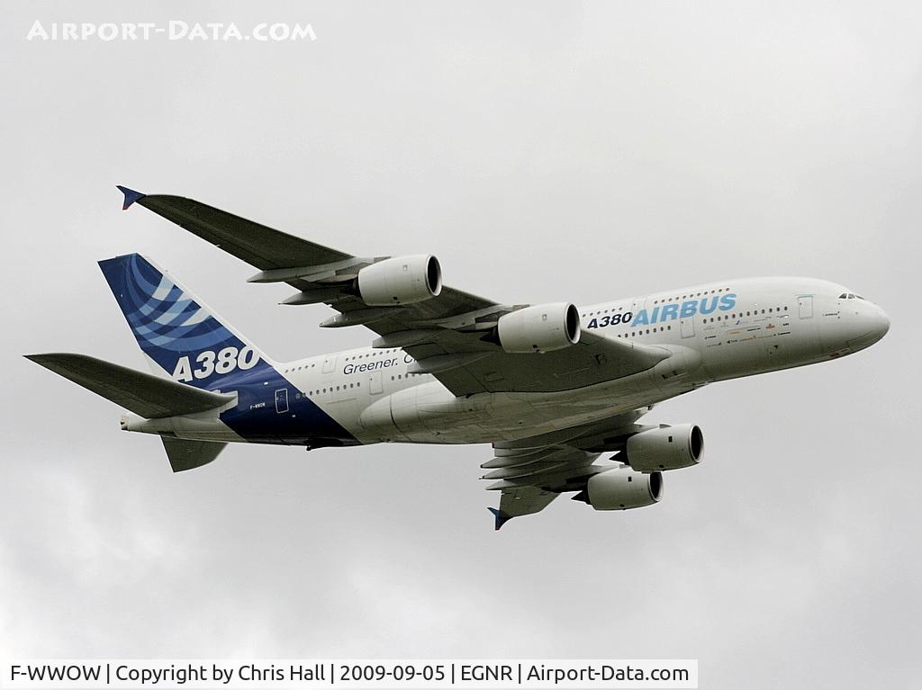 F-WWOW, 2005 Airbus A380-841 C/N 001, Displaying at the Airbus families day