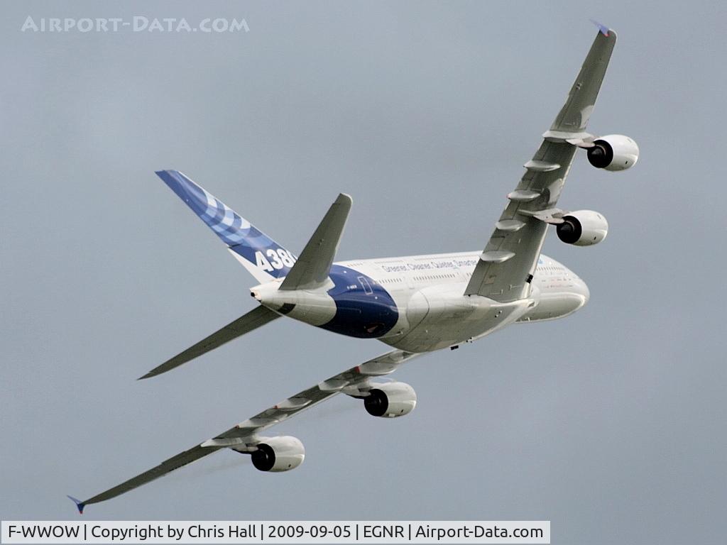 F-WWOW, 2005 Airbus A380-841 C/N 001, Displaying at the Airbus families day