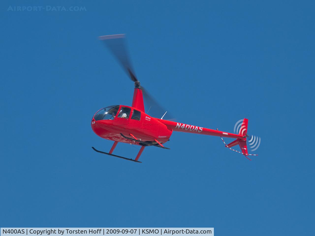 N400AS, 2007 Robinson R44 II C/N 12074, N400AS arriving on RWY 21