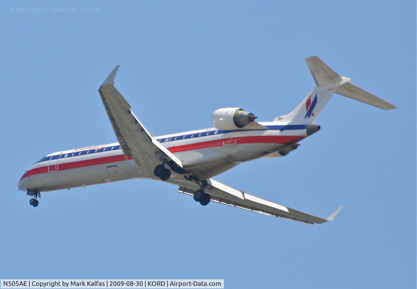 N505AE, 2002 Bombardier CRJ-701 (CL-600-2C10) Regional Jet C/N 10053, American EagleCL-600-2C10, N505AE-executing an S turn on the 4R approach KORD