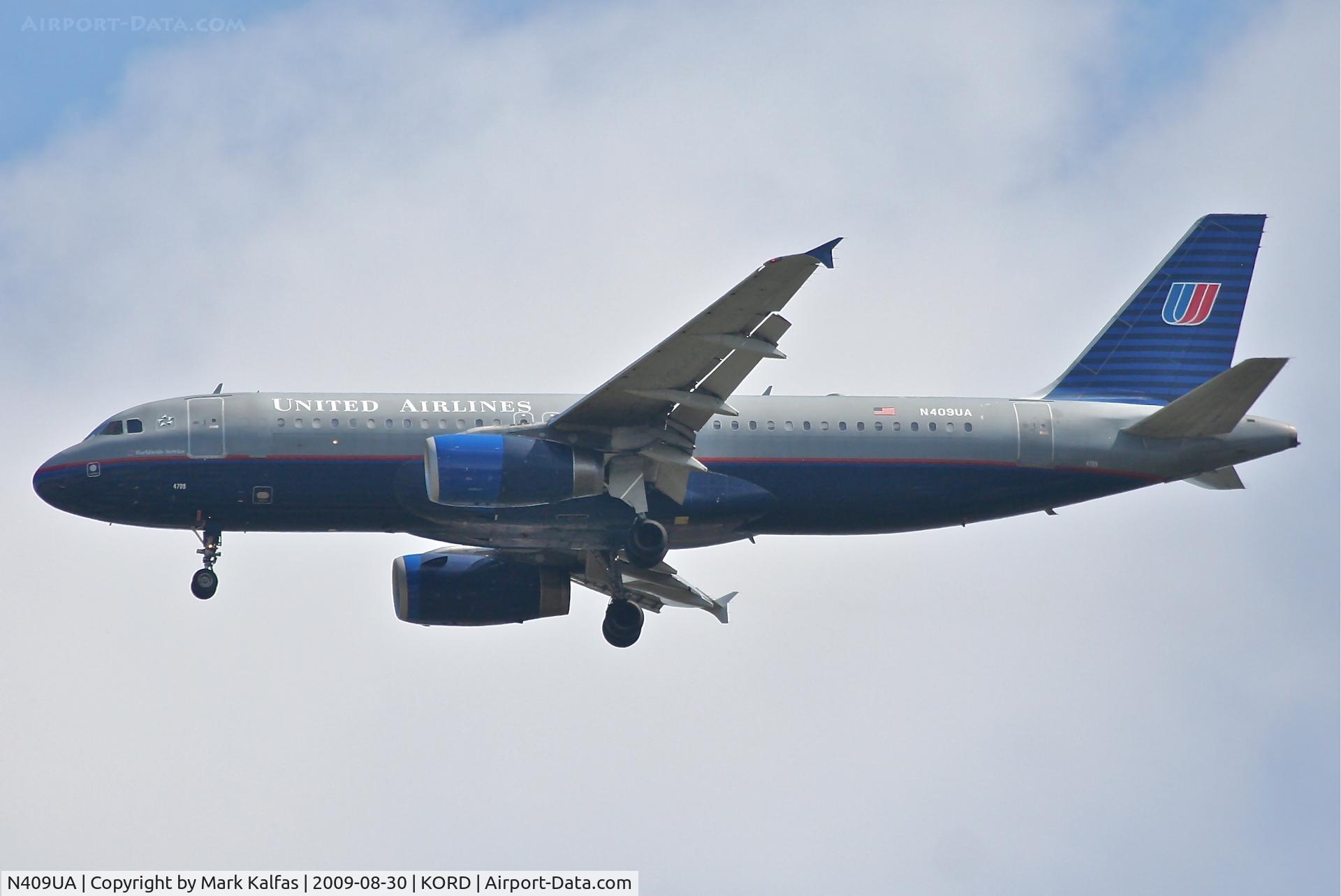 N409UA, 1994 Airbus A320-232 C/N 462, United Airlines A320-232, N409UA, 4R approach KORD