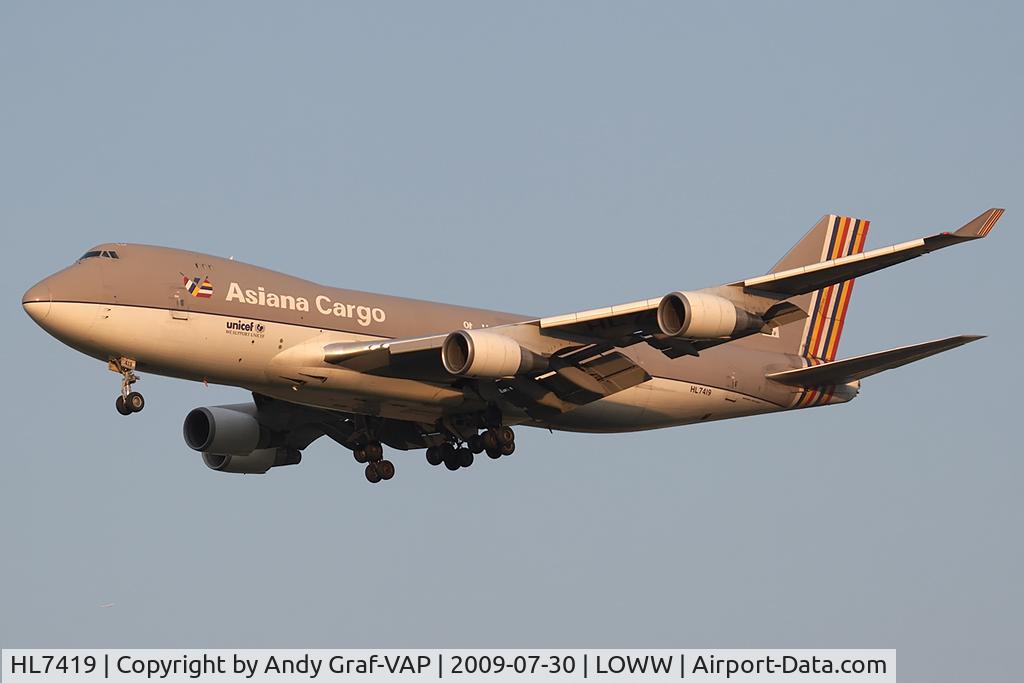 HL7419, 1994 Boeing 747-48EF (SCD) C/N 25781, Asiana 747-400