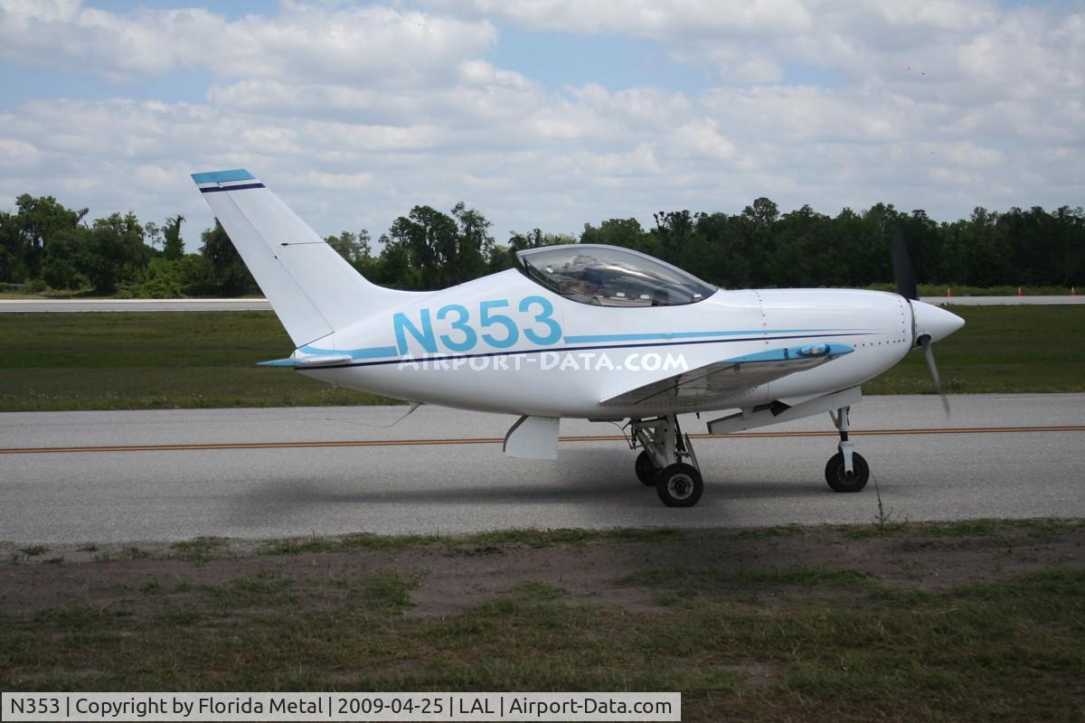 N353, 1999 Questair Venture 20 C/N AT-7, Venture Model 20