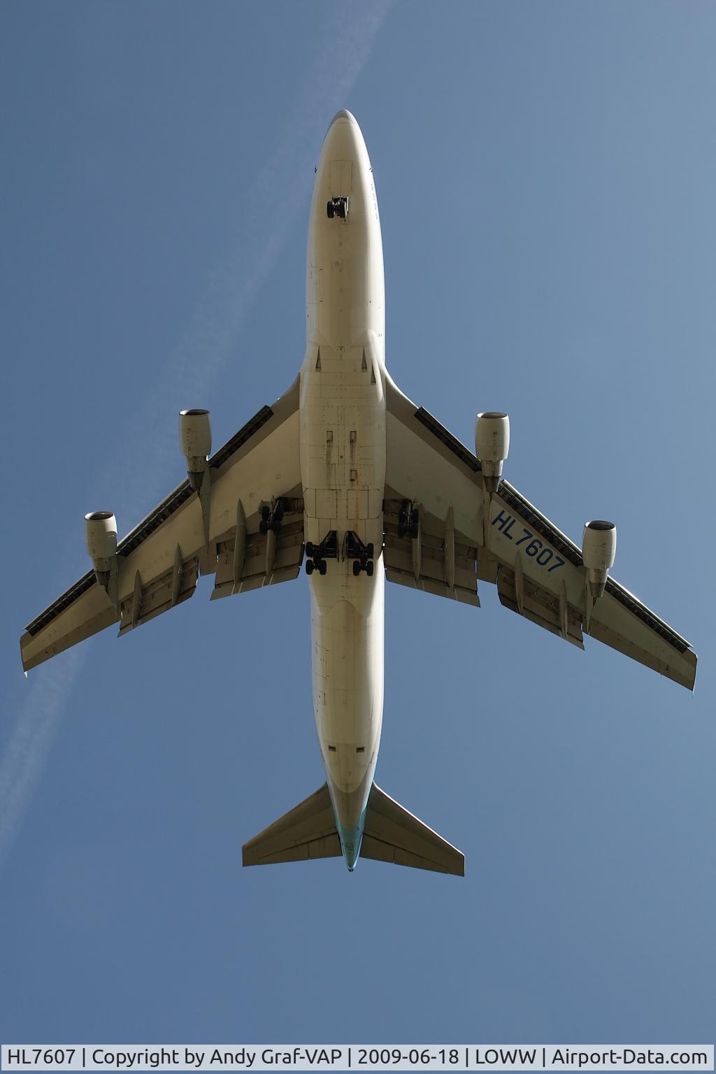 HL7607, 1989 Boeing 747-4B5 C/N 24198, Korean Air 747-400