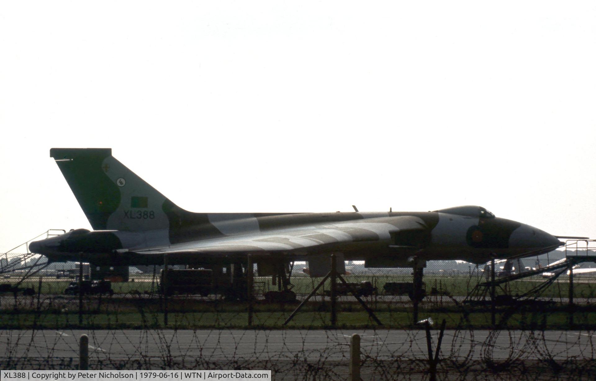 XL388, 1962 Avro Vulcan B.2 C/N Set 38, Vulcan B.2 of 44 Squadron at the 1979 Waddington Airshow.