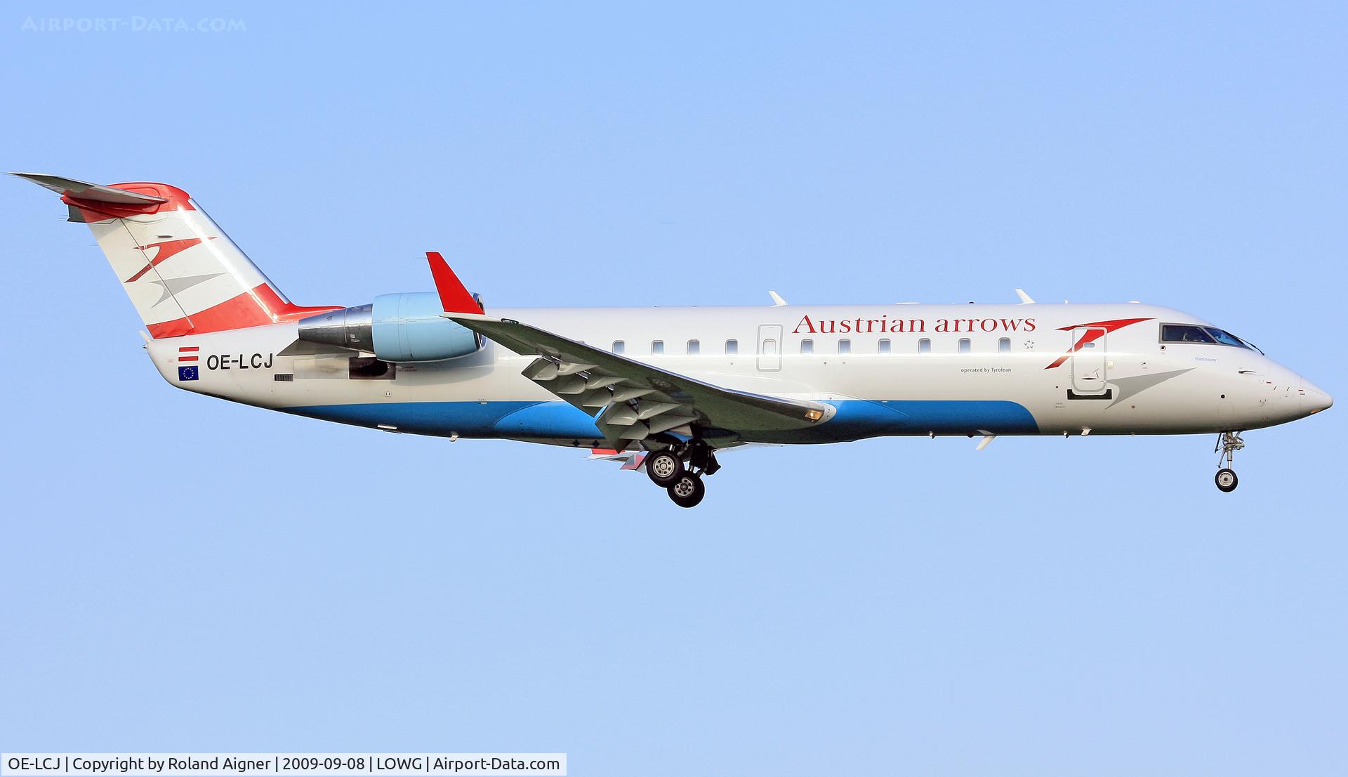 OE-LCJ, 1996 Canadair CRJ-200LR (CL-600-2B19) C/N 7142, .