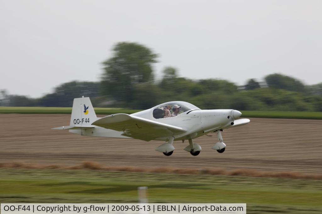 OO-F44, 2007 Alpi Aviation Pioneer 200WF C/N 147, Low Pass at Liernu