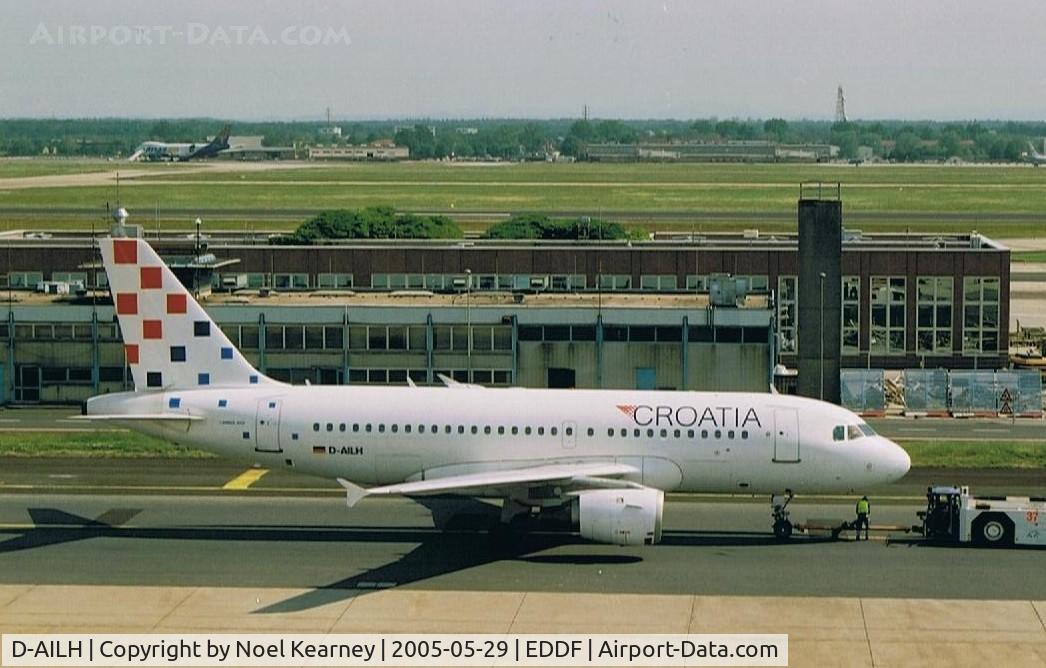 D-AILH, 1997 Airbus A319-114 C/N 641, Leased to CTN (scanned image)