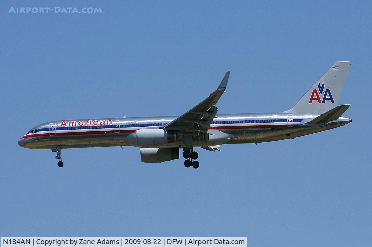N184AN, 1999 Boeing 757-223 C/N 29594, American Airlines landing at DFW