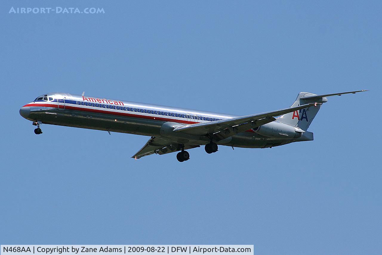 N468AA, 1988 McDonnell Douglas MD-82 (DC-9-82) C/N 49598, American Airlines landing at DFW