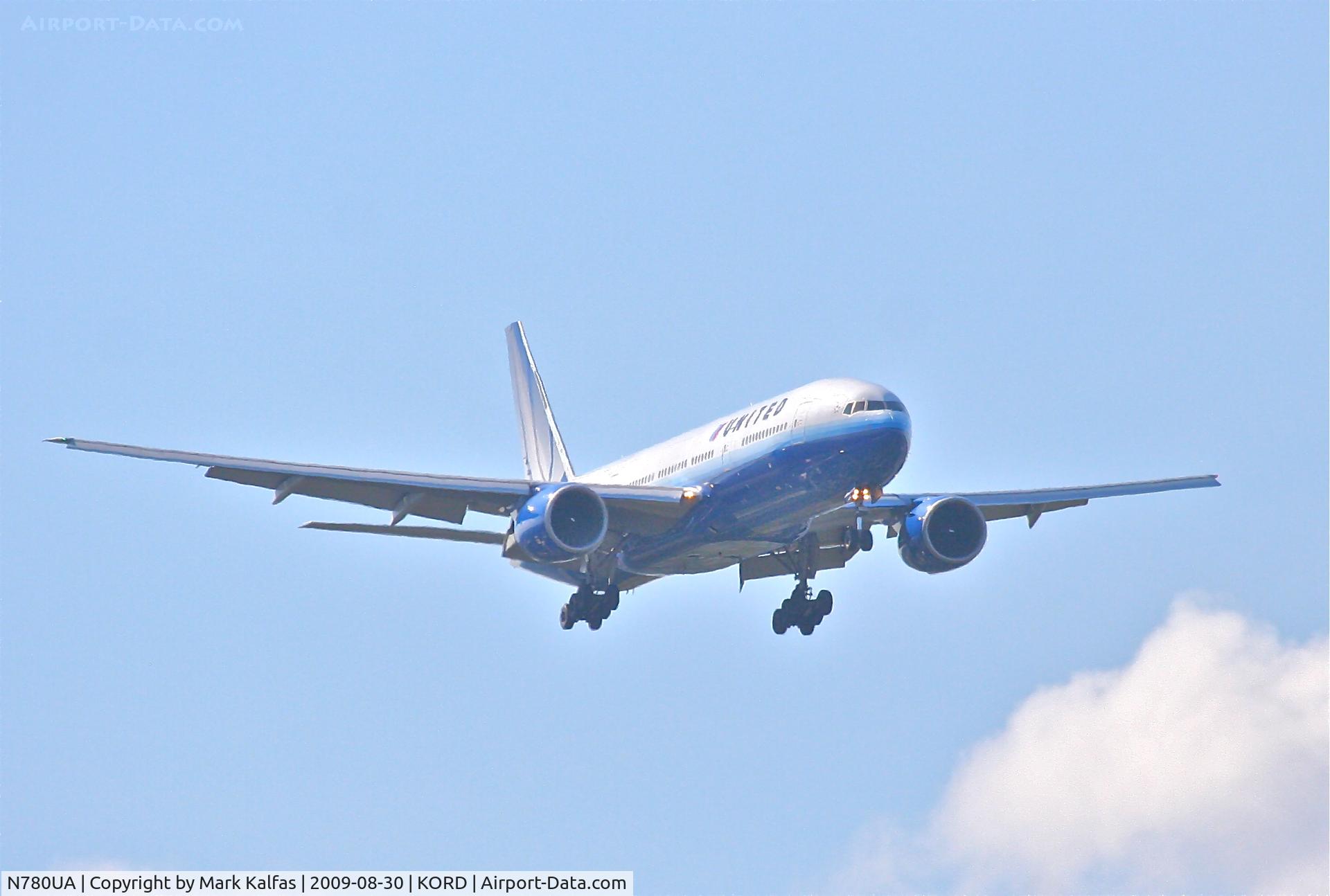 N780UA, 1996 Boeing 777-222 C/N 26944, United Airlines Boeing 777-222, N780UA final RWY 10 KORD