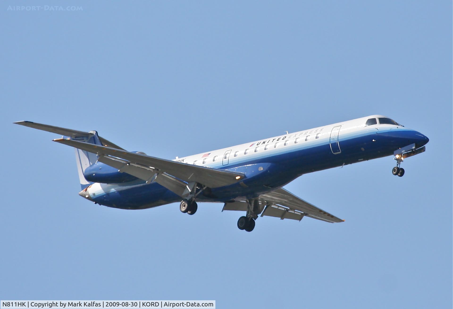 N811HK, 2000 Embraer ERJ-145LR (EMB-145LR) C/N 145256, Trans States Airlines Embraer ERJ-145LR, N811HK RWY 10 approach KORD