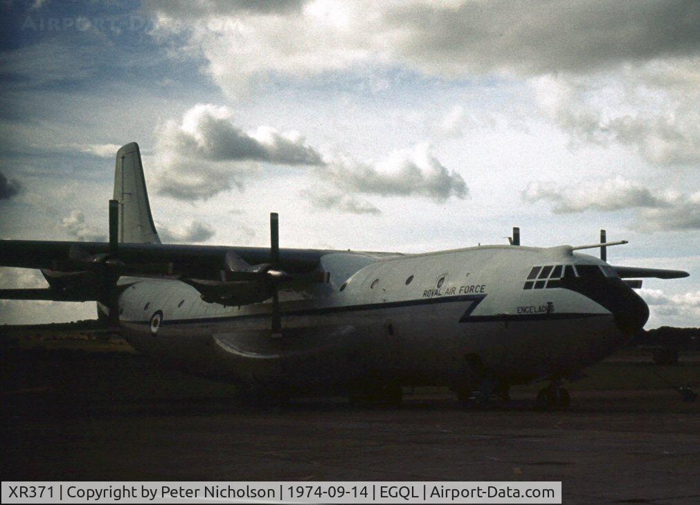 XR371, 1965 Short SC-5 Belfast C1 C/N SH.1825, Belfast C.1, named Enceladus, of 53 Squadron at the 1974 RAF Leuchars Airshow. The aircraft has been an exhibit at RAF Cosford since 1978.