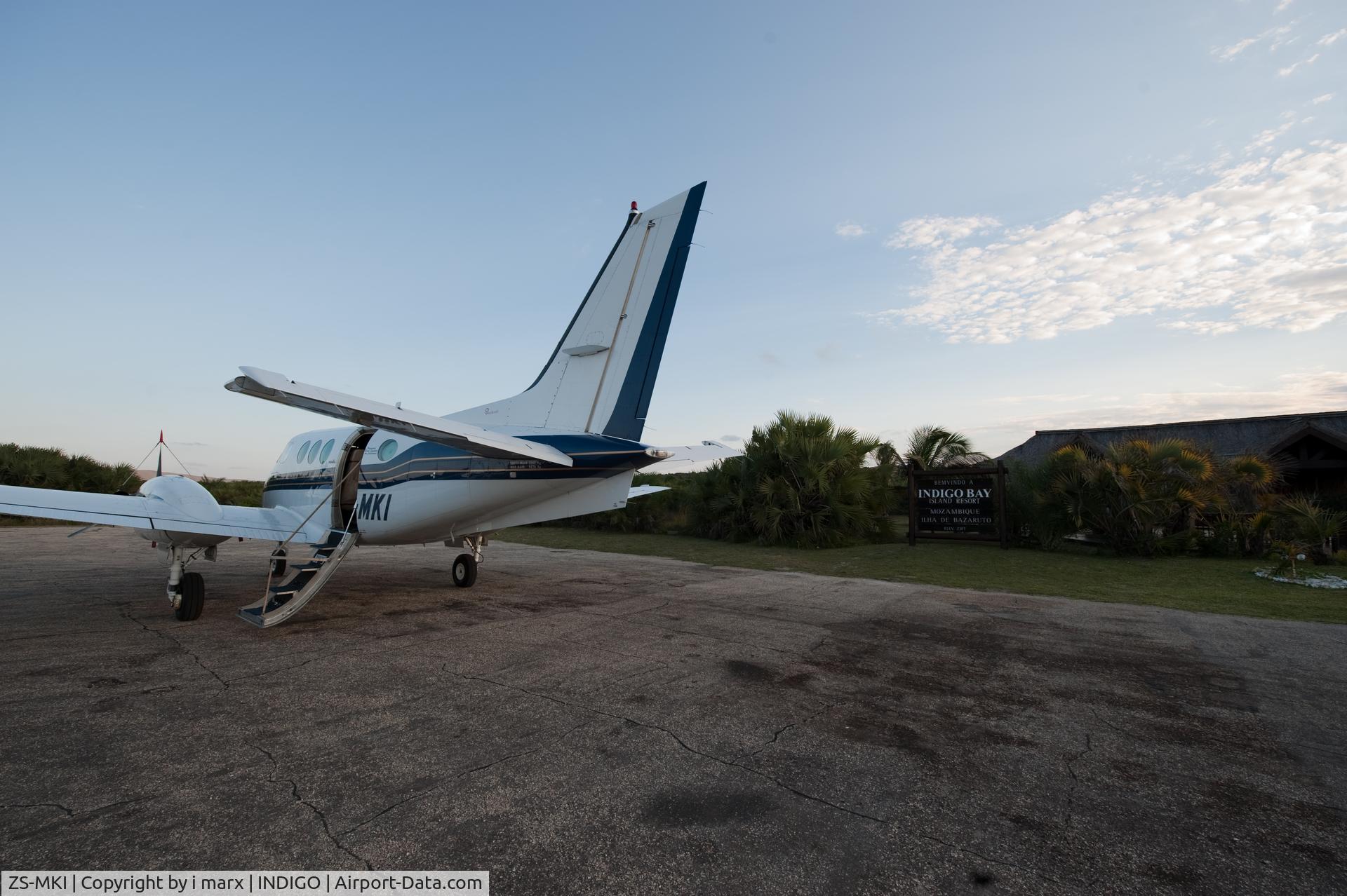 ZS-MKI, 1985 Beech C90A King Air King Air C/N LJ-1099, mki in indigo bay mozambique