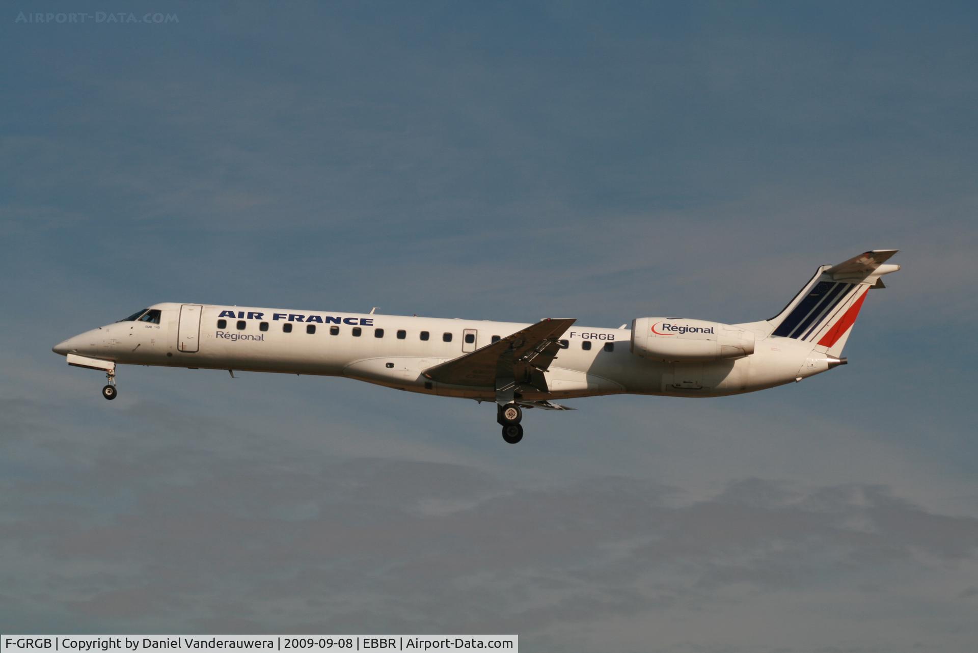 F-GRGB, 1997 Embraer EMB-145EU (ERJ-145EU) C/N 145010, arrival of flight AF5402 to rwy 25L