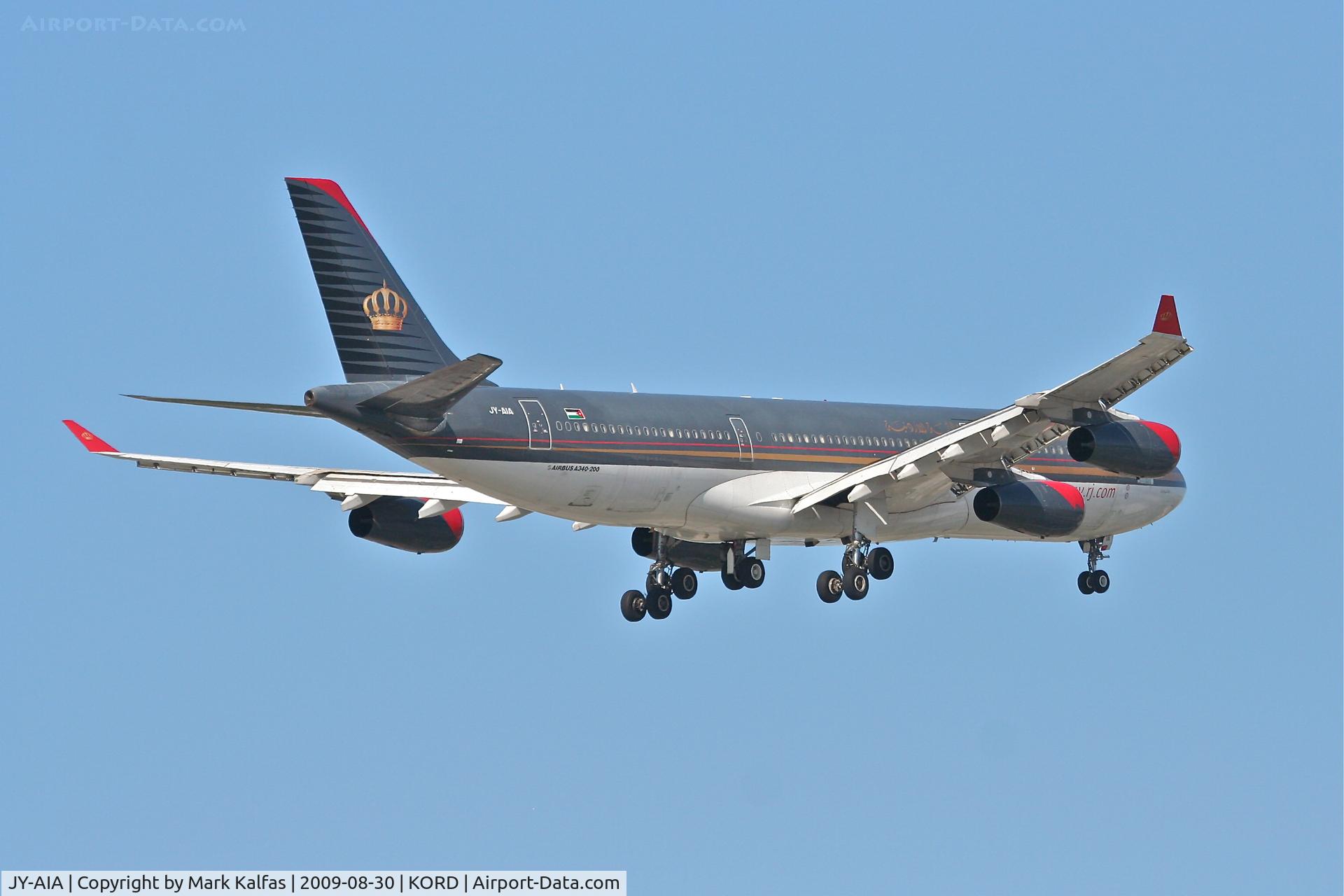 JY-AIA, 1993 Airbus A340-211 C/N 038, Royal Jordanian A340-211, JY-AIA, RWY 10 approach KORD