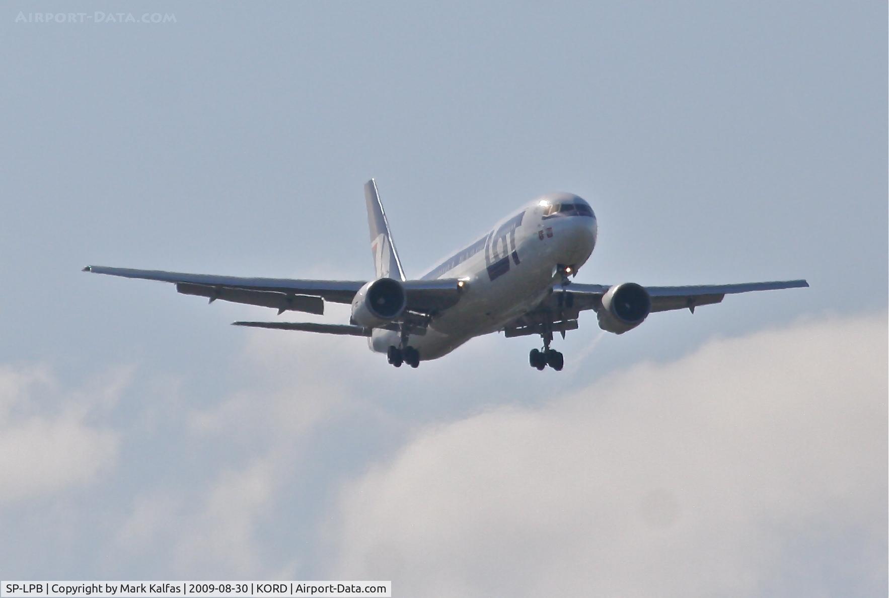 SP-LPB, 1995 Boeing 767-35D/ER C/N 27902, LOT Boeing 767-35D, SP-LPB on final RWY 10 KORD